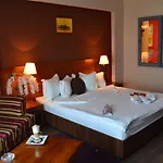 Phoenicia Express