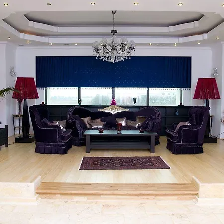 Phoenicia Express מלון 4*