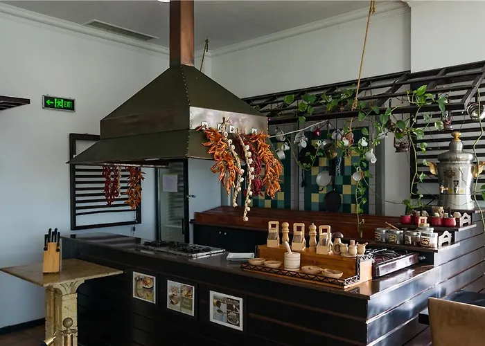 Hotel Phoenicia Express