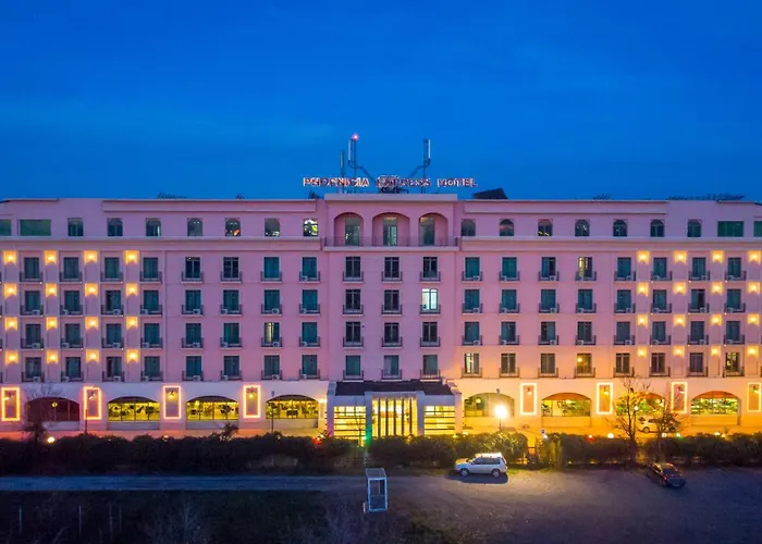 Phoenicia Express Szálloda 4*
