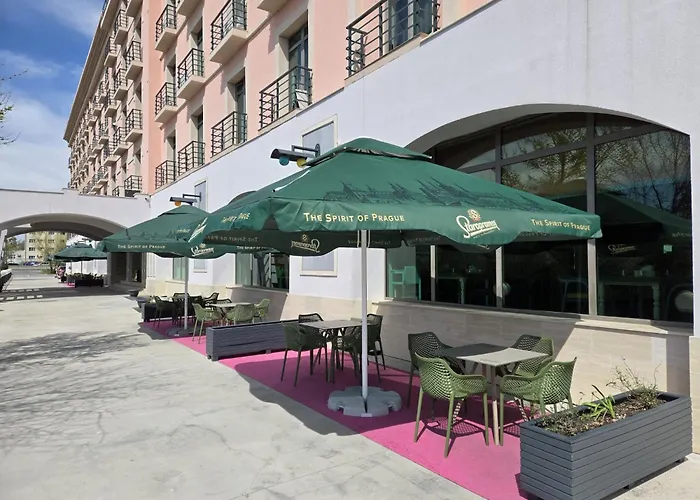 Phoenicia Express 4*