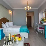 Phoenicia Express 4*