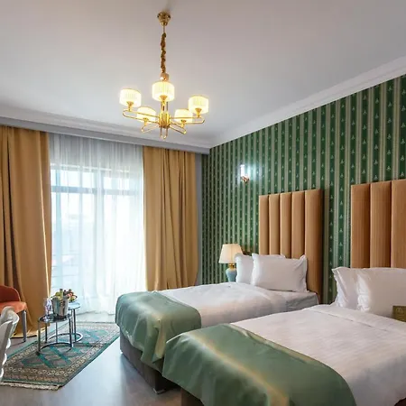 Phoenicia Express 4*