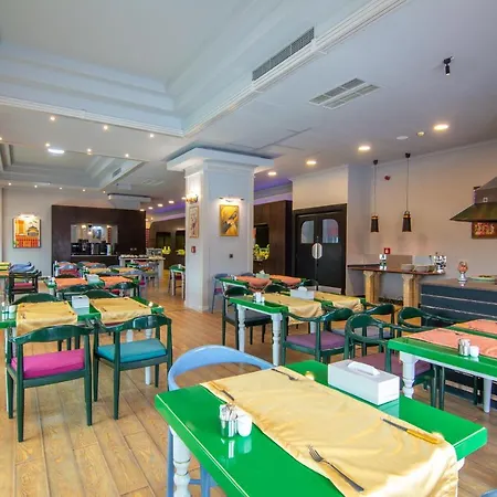 Phoenicia Express 4* Bucharest
