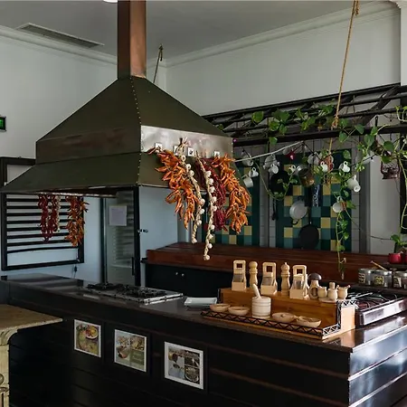 Hotel Phoenicia Express
