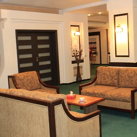 Phoenicia Express 4*