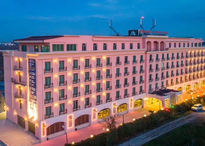 Готель Phoenicia Express 4*