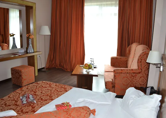 Phoenicia Express Hotel