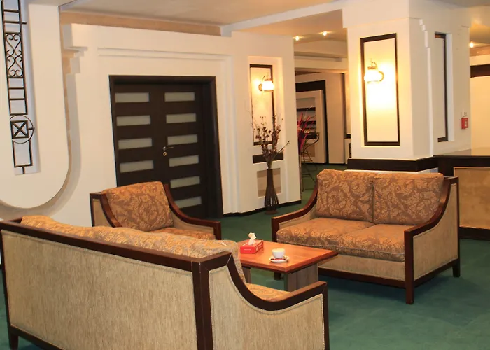 Phoenicia Express 4*